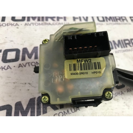 Переключатель стеклоочистителей Hyundai i30 2007-2012 934202R010